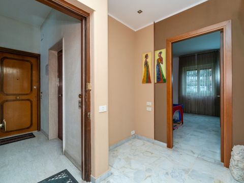 Via Sebastiano Catania, 316a