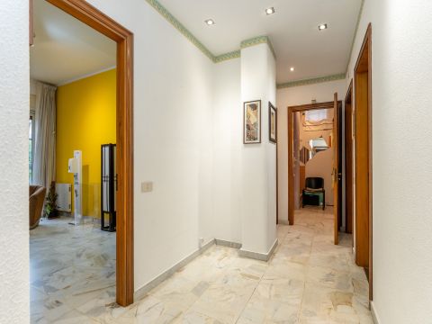 Via Sebastiano Catania, 316a