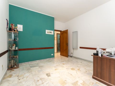 Via Sebastiano Catania, 316a
