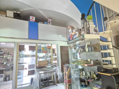 Largo Giuseppe di Vagno, 2