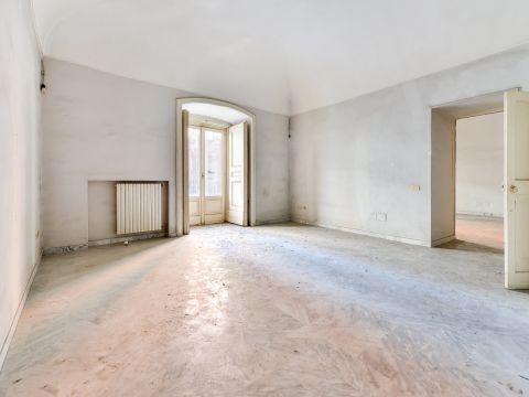 Piazza Sette Settembre, 28