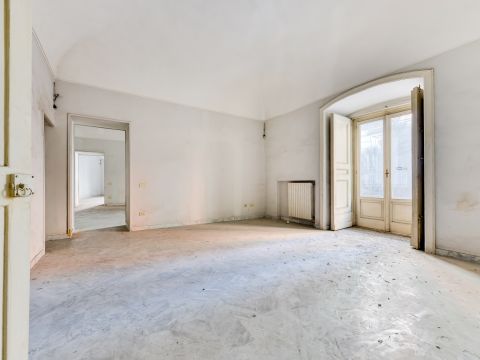 Piazza Sette Settembre, 28