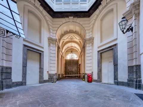 Piazza Sette Settembre, 28
