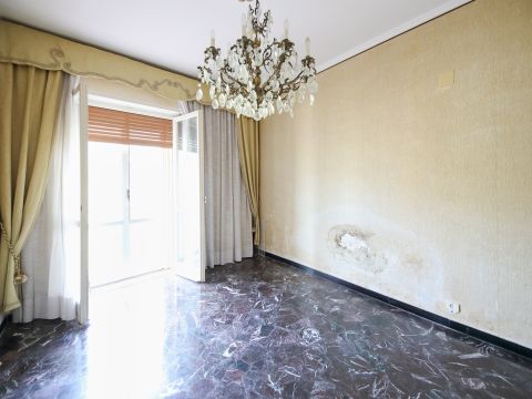 Via Pietro Balestrazzi, 30
