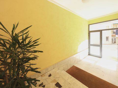 Via Pietro Balestrazzi, 30