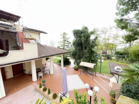 VIA FONTANELLE 11