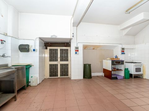 Via Francesco Crispi, 249