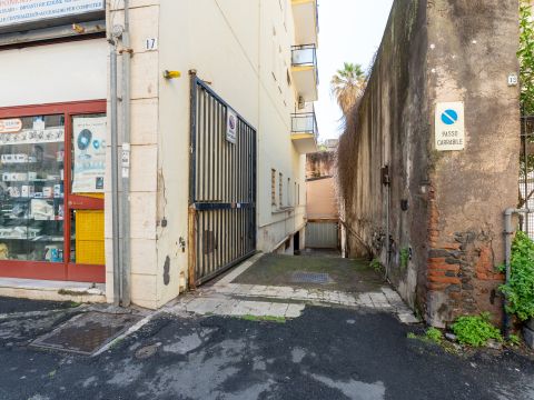 Via Francesco Crispi, 249