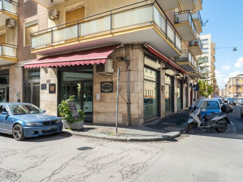 Via Francesco Crispi, 249