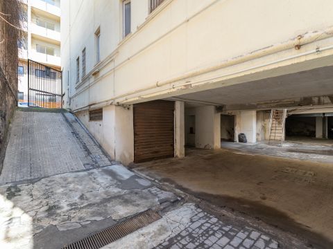 Via Francesco Crispi, 249