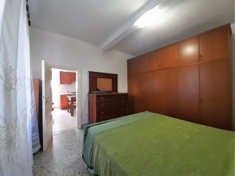 Piazza Girolamo Fabrizio, 1