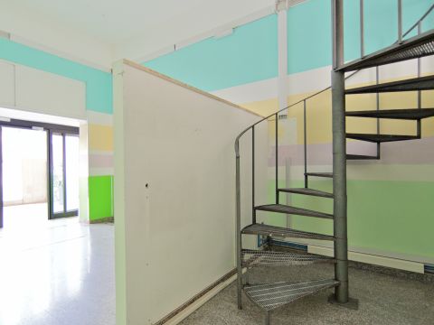 Viale Alessio Nazari, 6