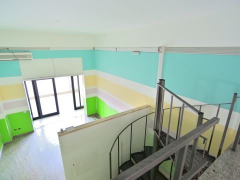 Viale Alessio Nazari, 6