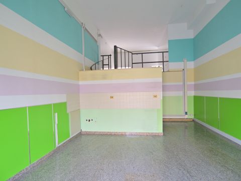 Viale Alessio Nazari, 6