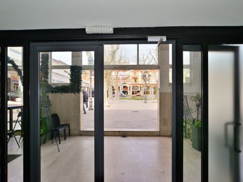 Viale Alessio Nazari, 6