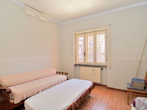 Via Emilio Gallori, 32