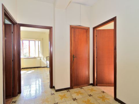 Via Emilio Gallori, 32