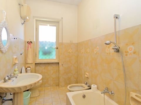 Via Emilio Gallori, 32