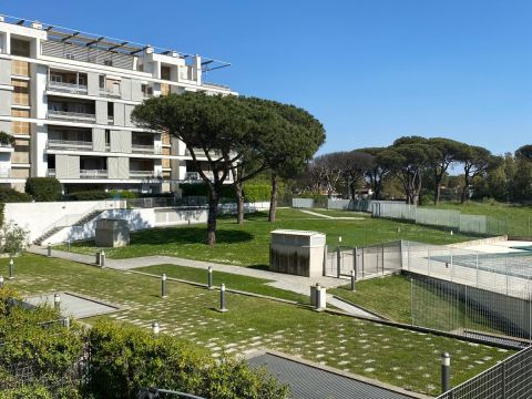 Via Nino Manfredi, 4