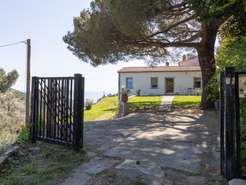 Via delle Vignacce, 18