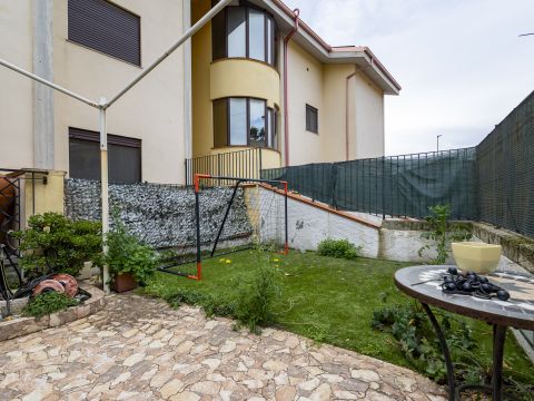 Via Cattaneo Carlo, 14