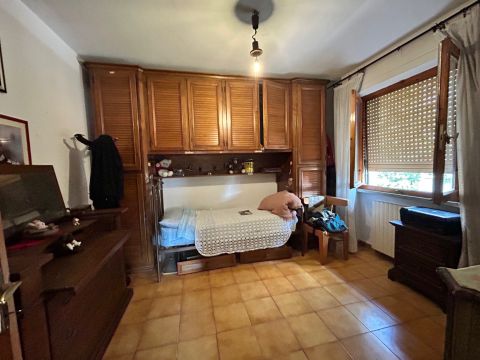 Viale Francesco Petrarca, 92
