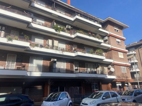 Via dei Crispolti, 13