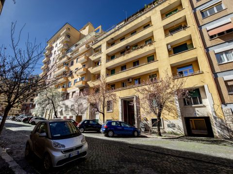 Via Luigi Pigorini, 13