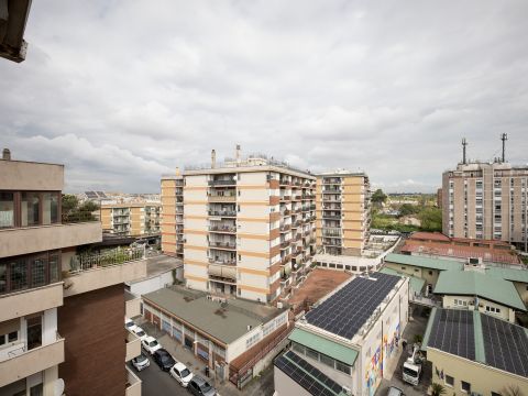 Largo Antonio Beltramelli, 1b
