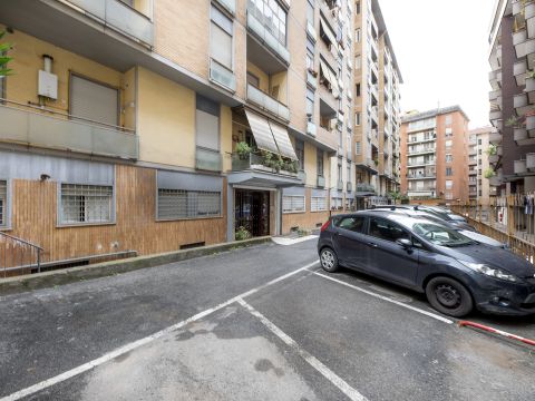 Largo Antonio Beltramelli, 1b