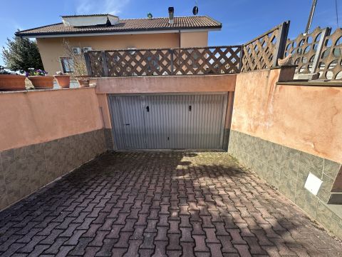 Via Margherita D'Austria 4