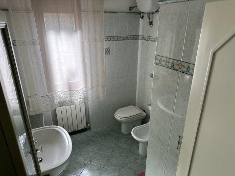 Via Margherita D'Austria 4