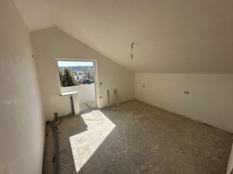 Via Margherita D'Austria 4
