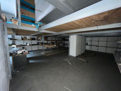 Via Giacomo Giovanetti 64
