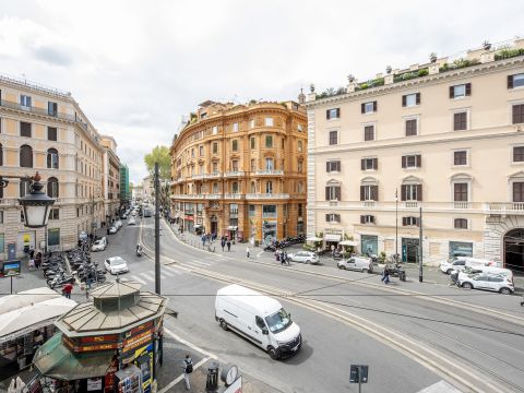 Largo Arenula, 11