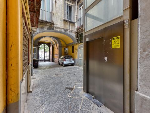 Via Foria, 153