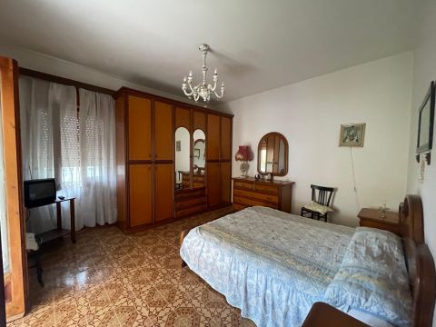 Via Imperia, 17