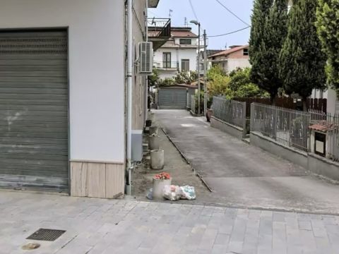 Via Imperia, 17