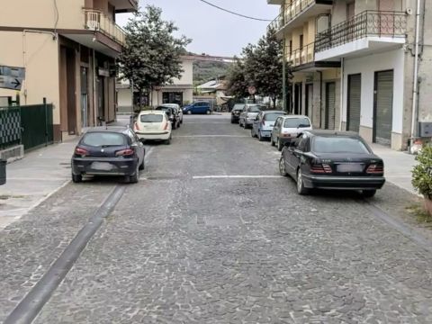 Via Imperia, 17
