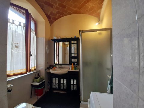 Via Roma, 34