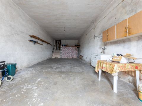 Via N. Bixio, 54