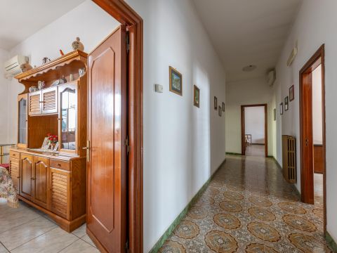 Via N. Bixio, 54