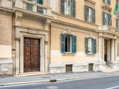 V. Nizza, 33