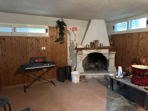 Via Sant'Emidio, 79