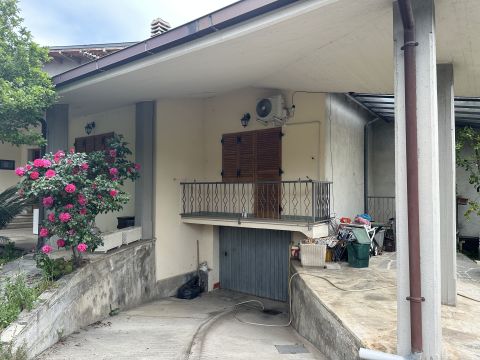 Via Sant'Emidio, 79