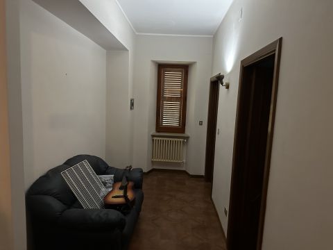 Via Sant'Emidio, 79