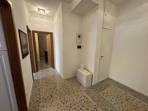 Via Luchino dal Verme, 61