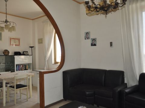 Via Curia, 3