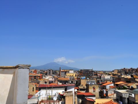Via Curia, 3