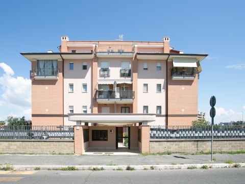 Viale Gianluigi Bonelli 98